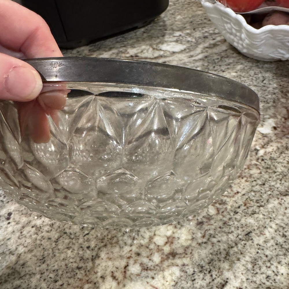 Clear Glass Serving Bowl with Pewter/silver Rim - Elegant Home Dining Serveware - Picture 3 of 4